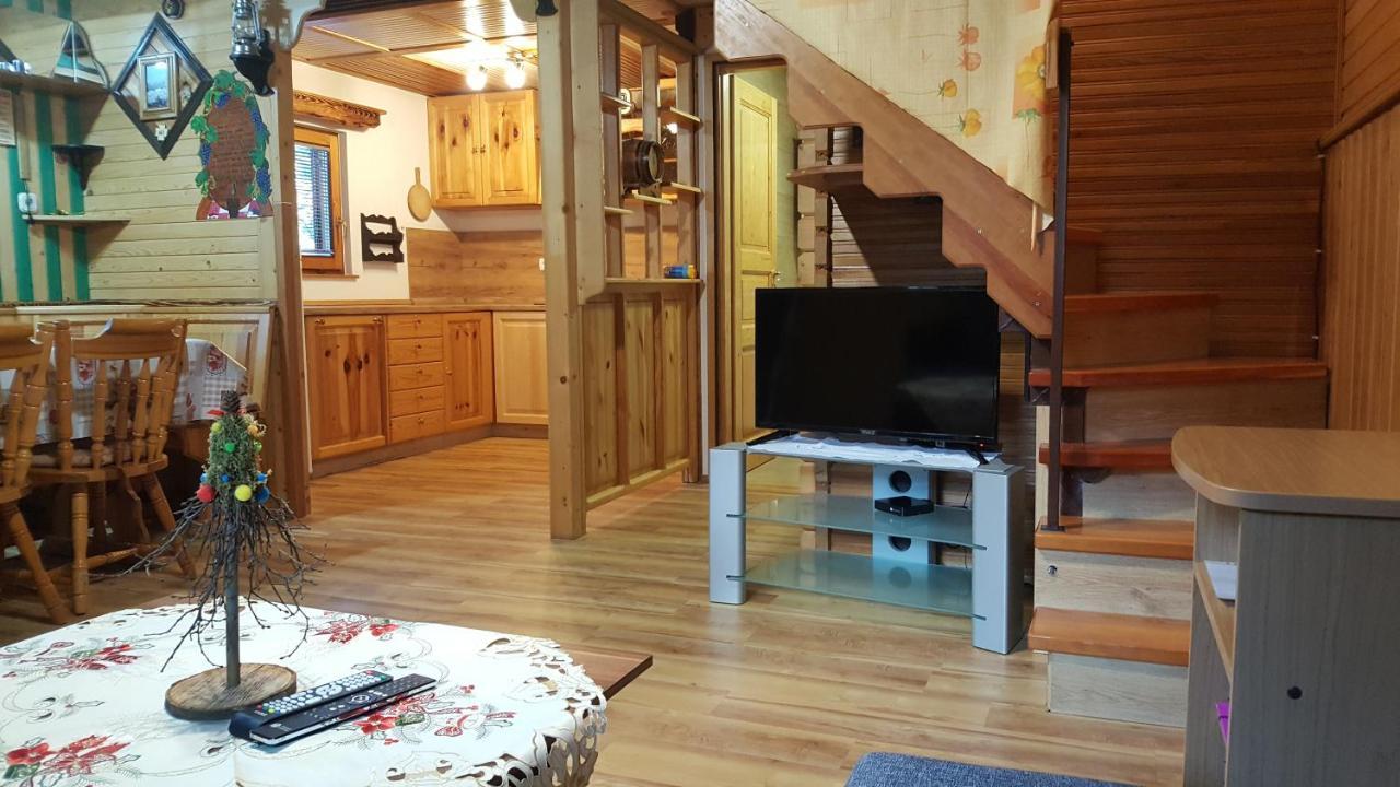 Holiday Home Prdelanca Luče Εξωτερικό φωτογραφία