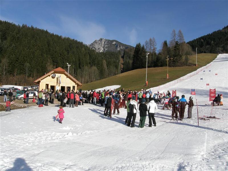 Holiday Home Prdelanca Luče Εξωτερικό φωτογραφία